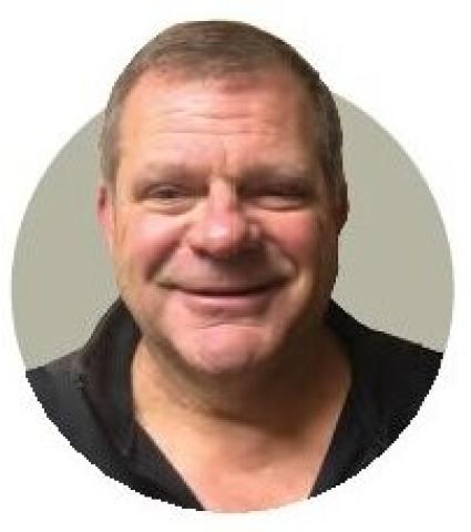 Portrait of Randy Adams.